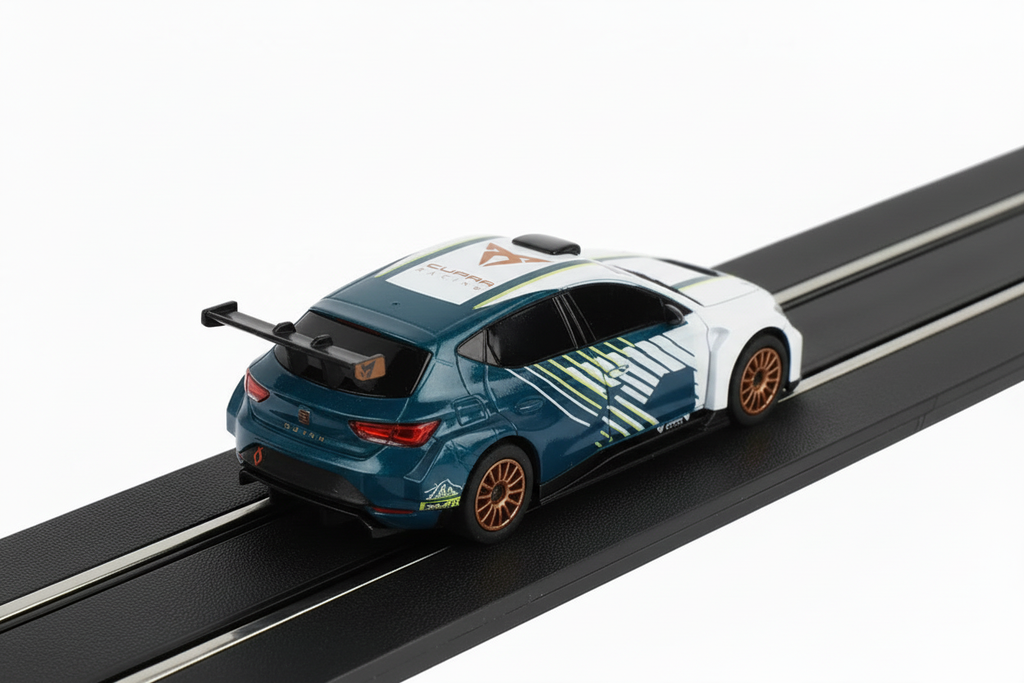 Product 9 - Car Backward with reference